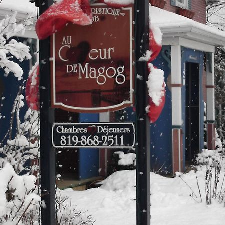 Au Coeur De Magog Bed & Breakfast Exterior foto
