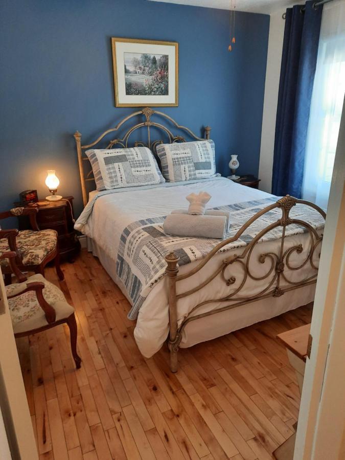 Au Coeur De Magog Bed & Breakfast Exterior foto