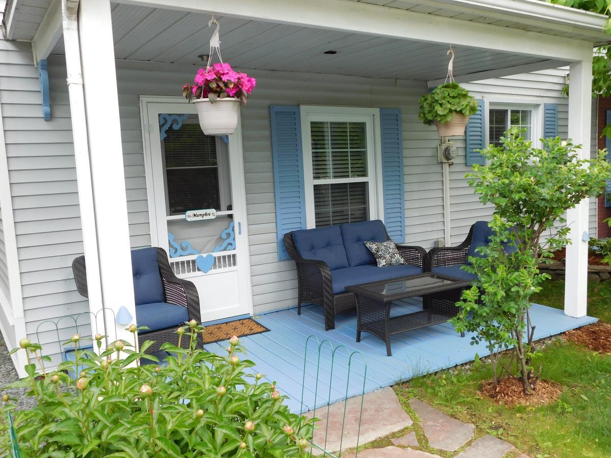 Au Coeur De Magog Bed & Breakfast Exterior foto